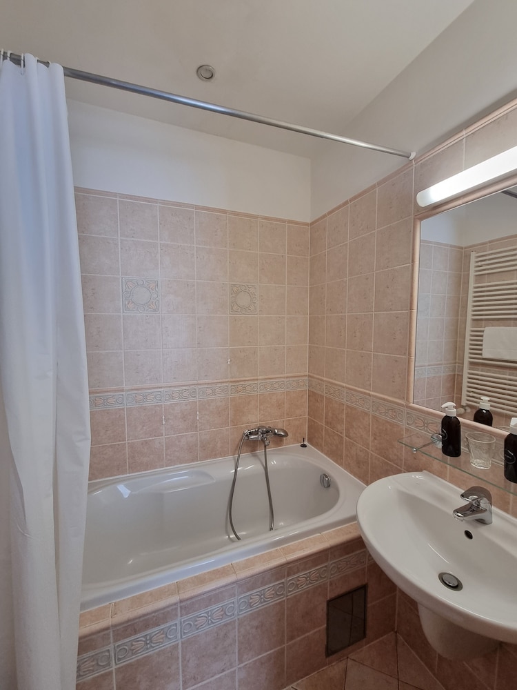 Hotel Claris — Hotel rooms in Prague, Prague