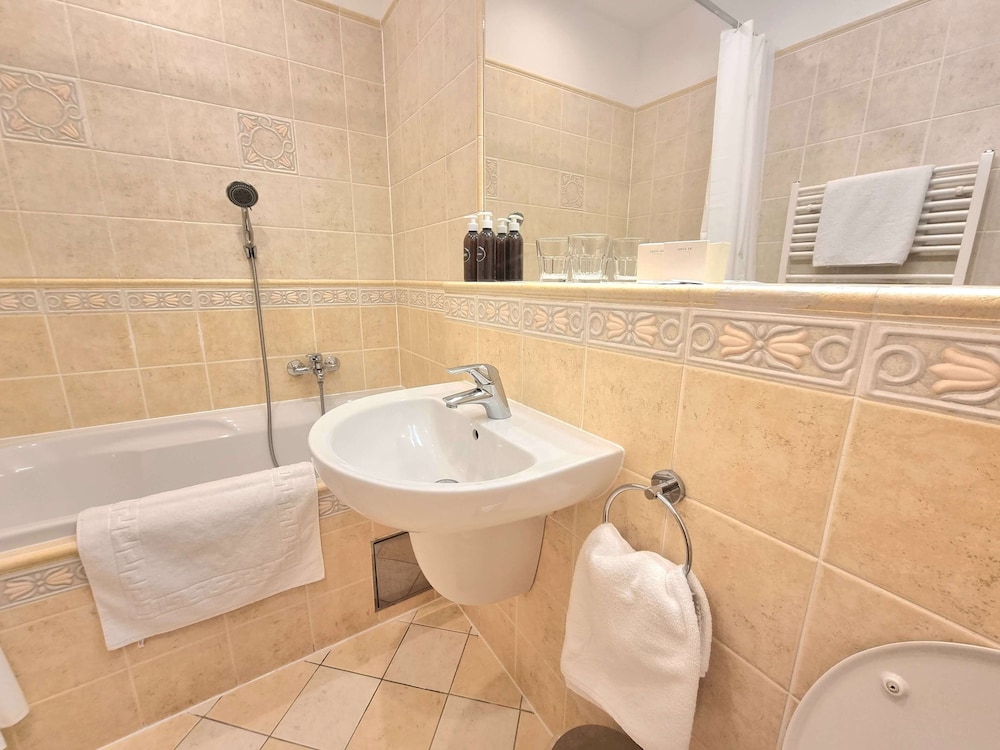 Hotel Claris — Hotel rooms in Prague, Prague