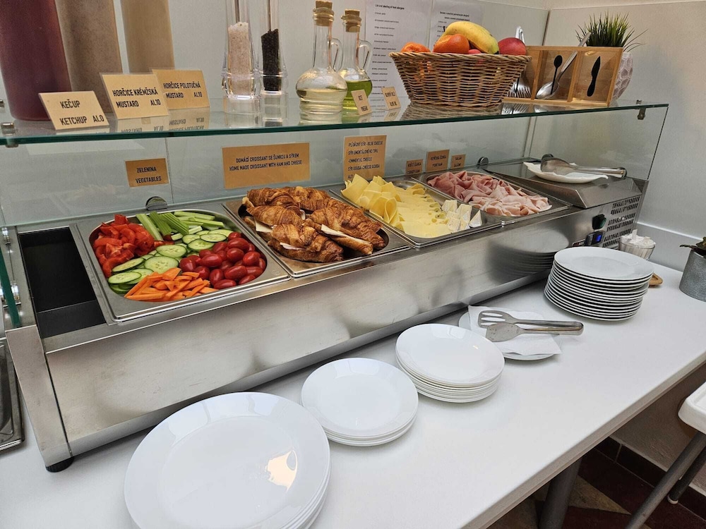 Hotel Claris — Restaurant & bars in Prague, Prague