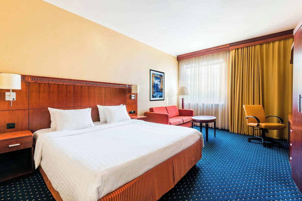 Courtyard by Marriott Prague City - zdjęcie 5