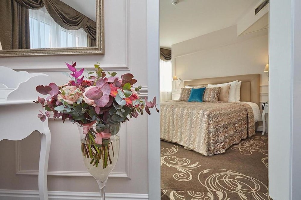 Don Giovanni Hotel Prague - Great Hotels of the World — Hotel rooms in Prague, Prague