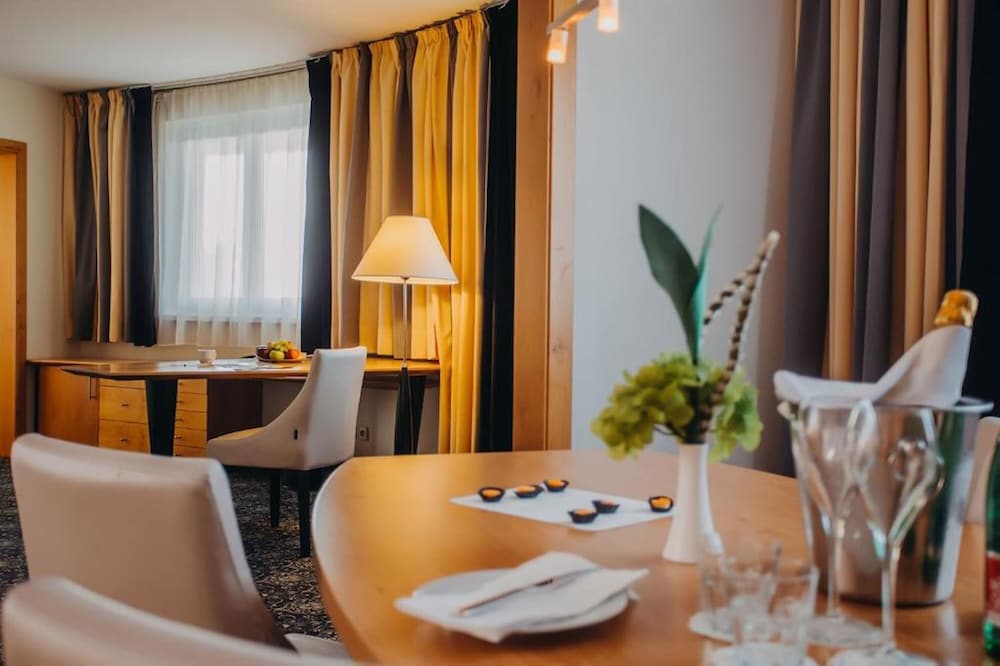 Don Giovanni Hotel Prague - Great Hotels of the World — Hotel rooms in Prague, Prague