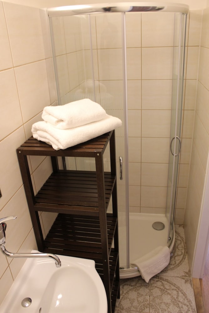 Gallery Hotel SIS — Hotel rooms in Prague, Prague