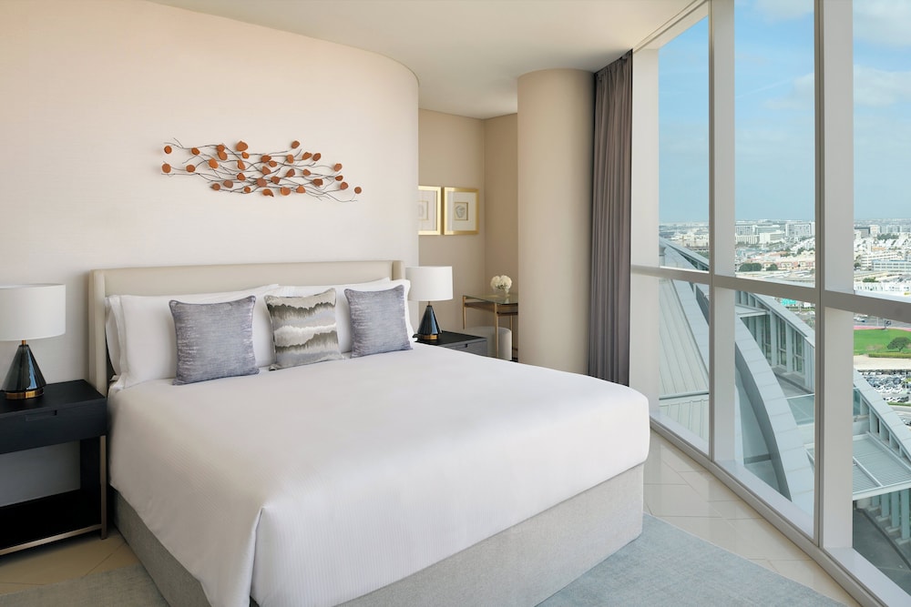 InterContinental Residence Suites Dubai Festival City by IHG — Hotel rooms in Dubai