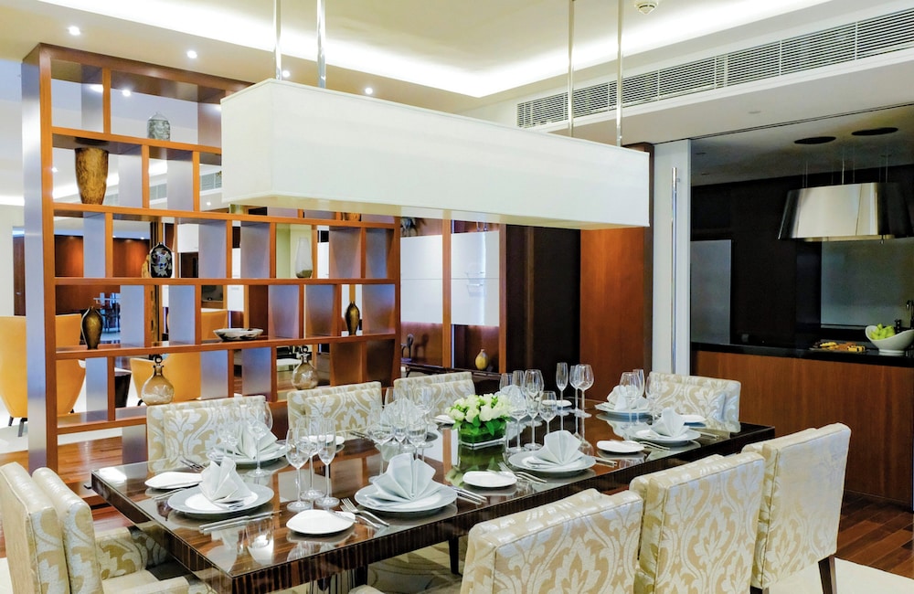 InterContinental Residence Suites Dubai Festival City by IHG — Restaurant & bars in Dubai