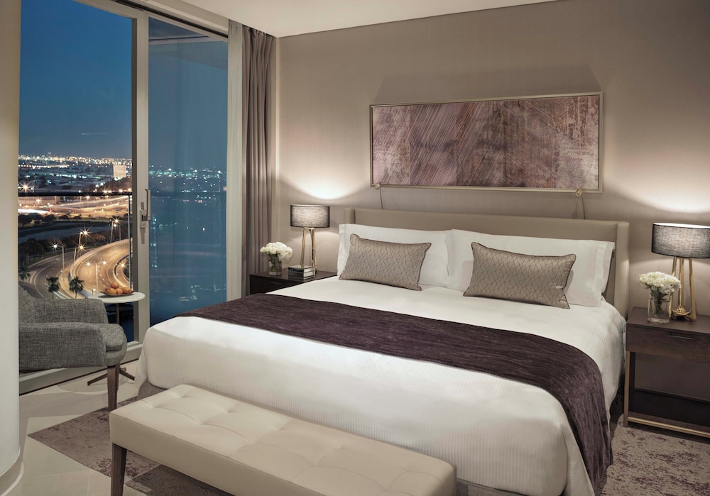 InterContinental Residence Suites Dubai Festival City by IHG — Hotel rooms in Dubai