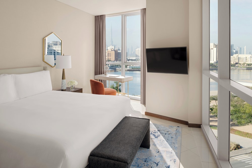 InterContinental Residence Suites Dubai Festival City by IHG — Hotel rooms in Dubai