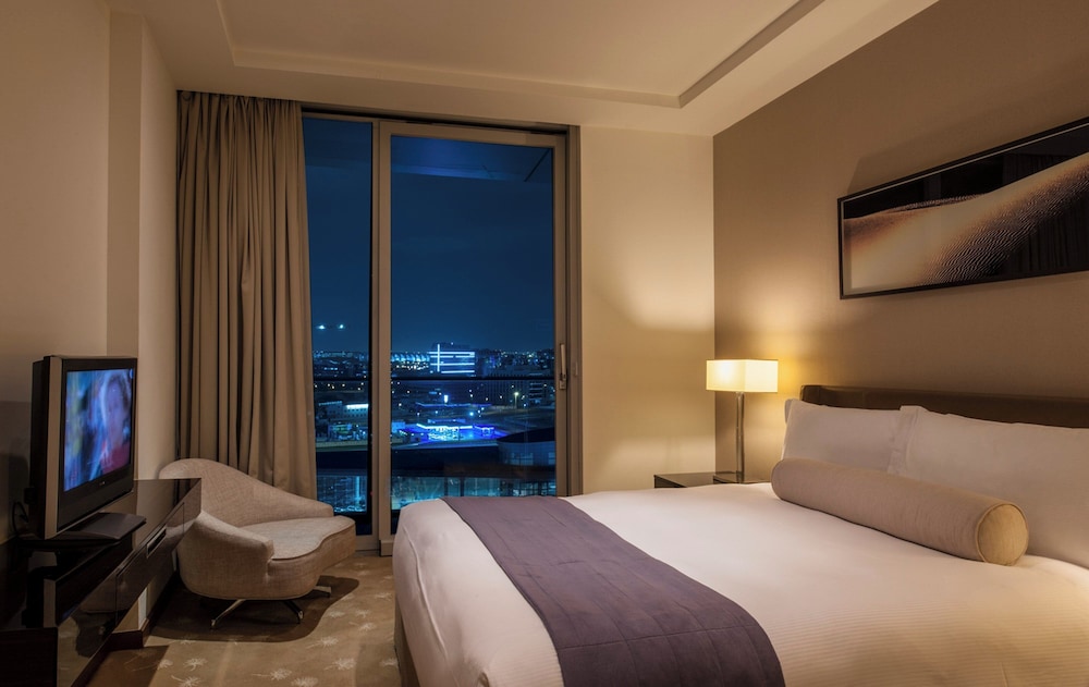 InterContinental Residence Suites Dubai Festival City by IHG — Hotel rooms in Dubai