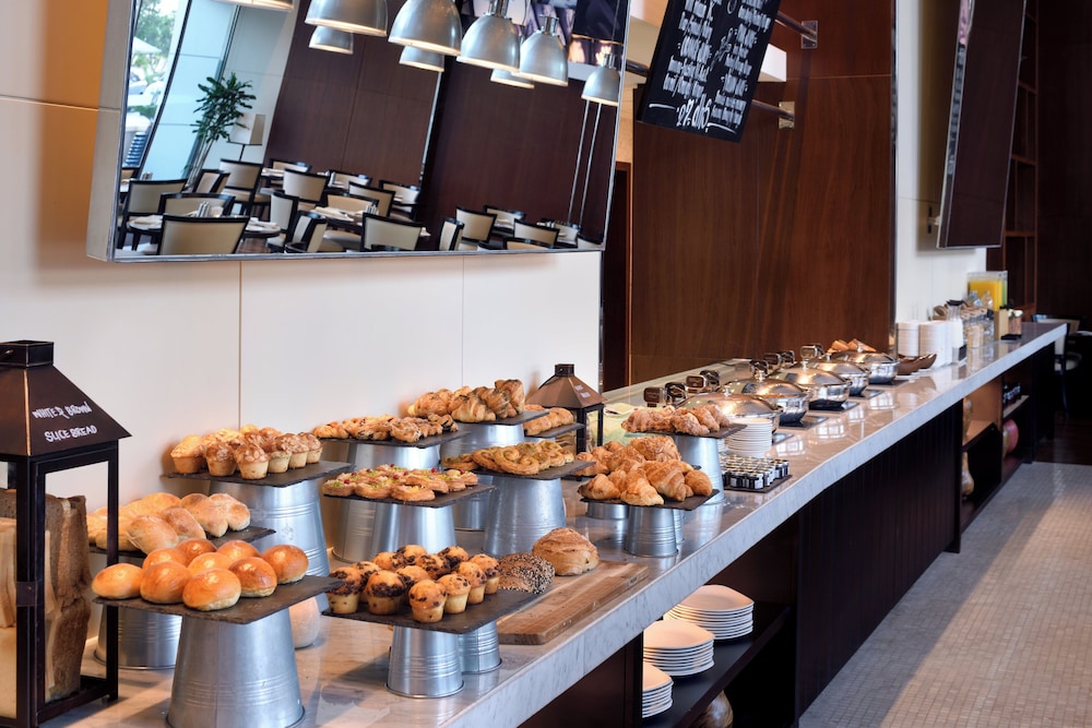 InterContinental Residence Suites Dubai Festival City by IHG — Restaurant & bars in Dubai