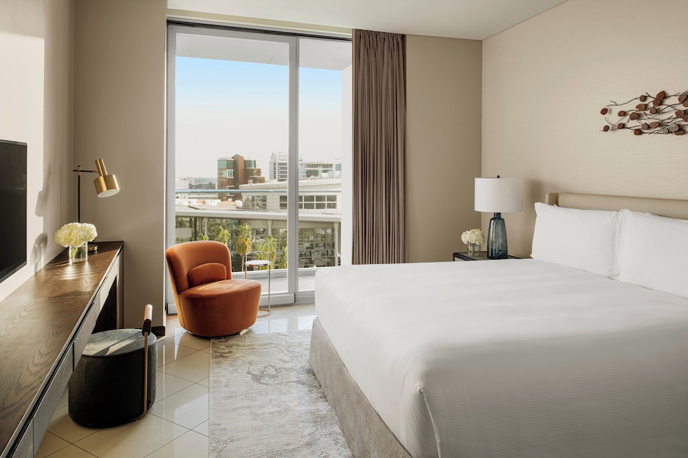 InterContinental Residence Suites Dubai Festival City by IHG — Hotel rooms in Dubai