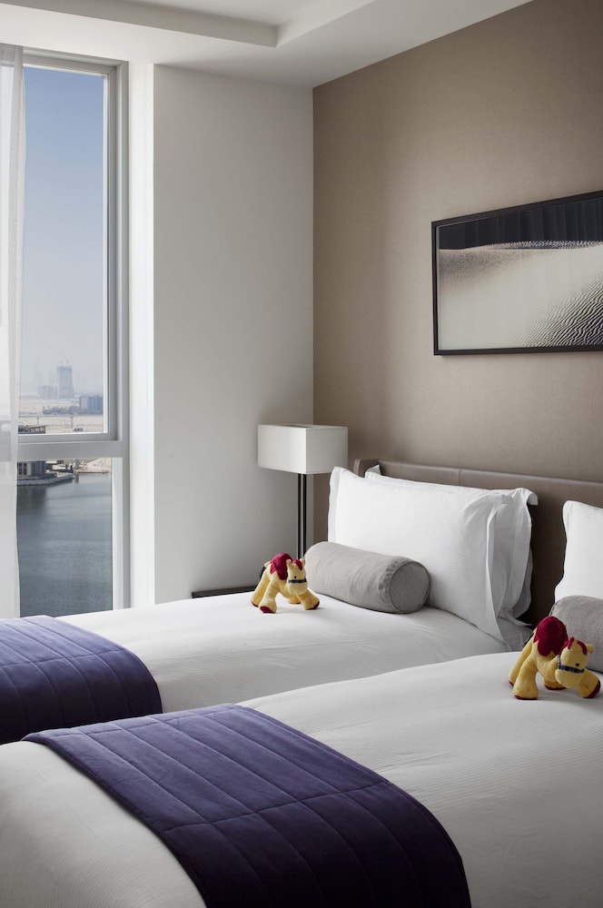 InterContinental Residence Suites Dubai Festival City by IHG — Hotel rooms in Dubai