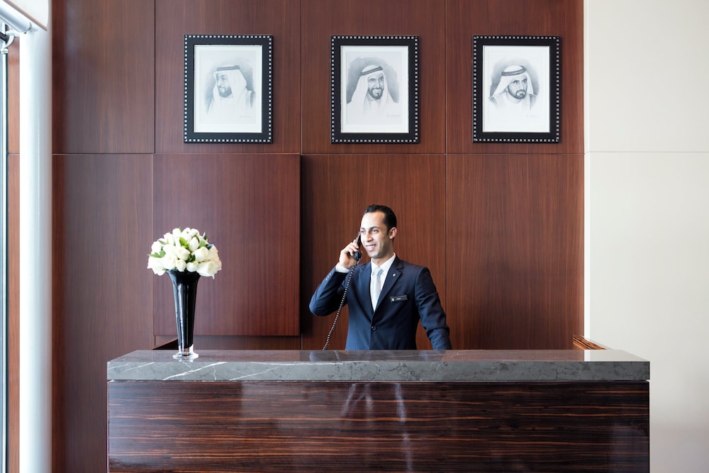 InterContinental Residence Suites Dubai Festival City by IHG — Hotel building in Dubai