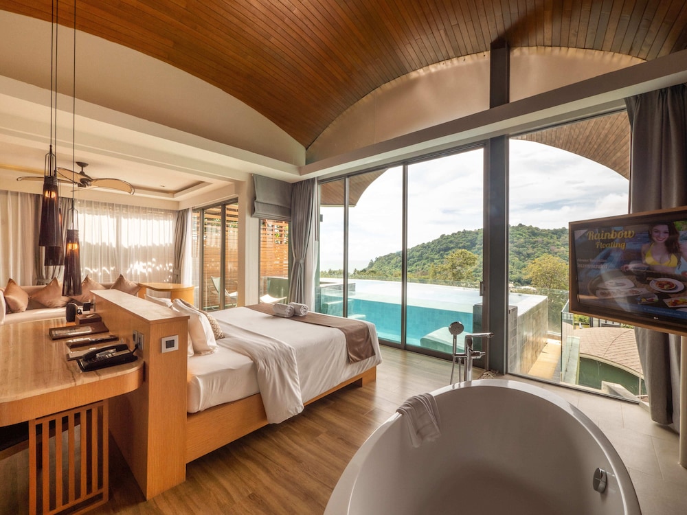 Crest Resort & Pool Villas — Patong Beach, Phuket Province
