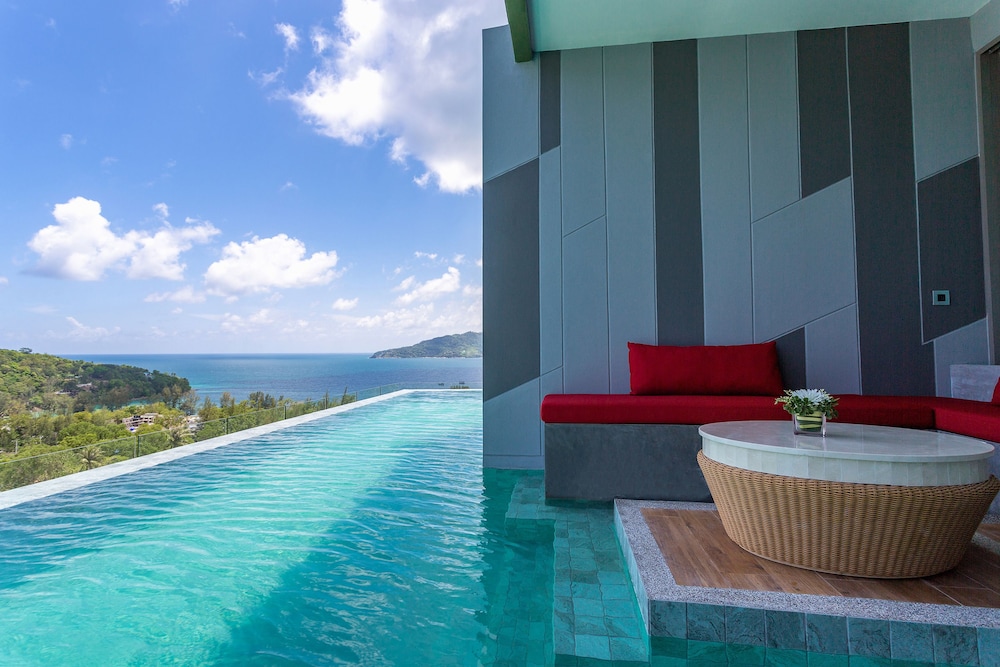 Crest Resort & Pool Villas — Patong Beach, Phuket Province