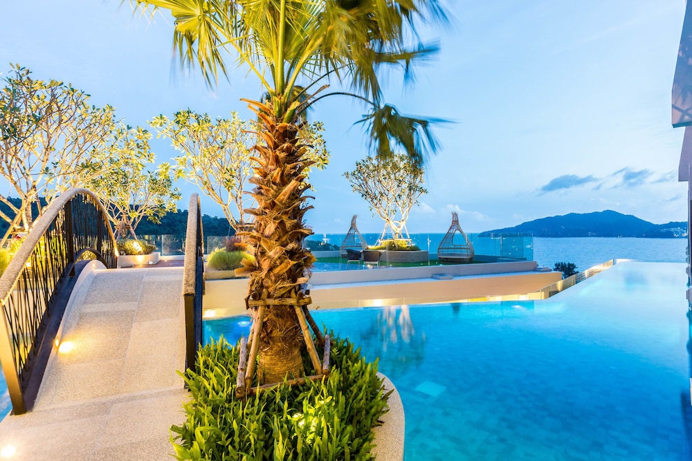 Crest Resort & Pool Villas — Patong Beach, Phuket Province
