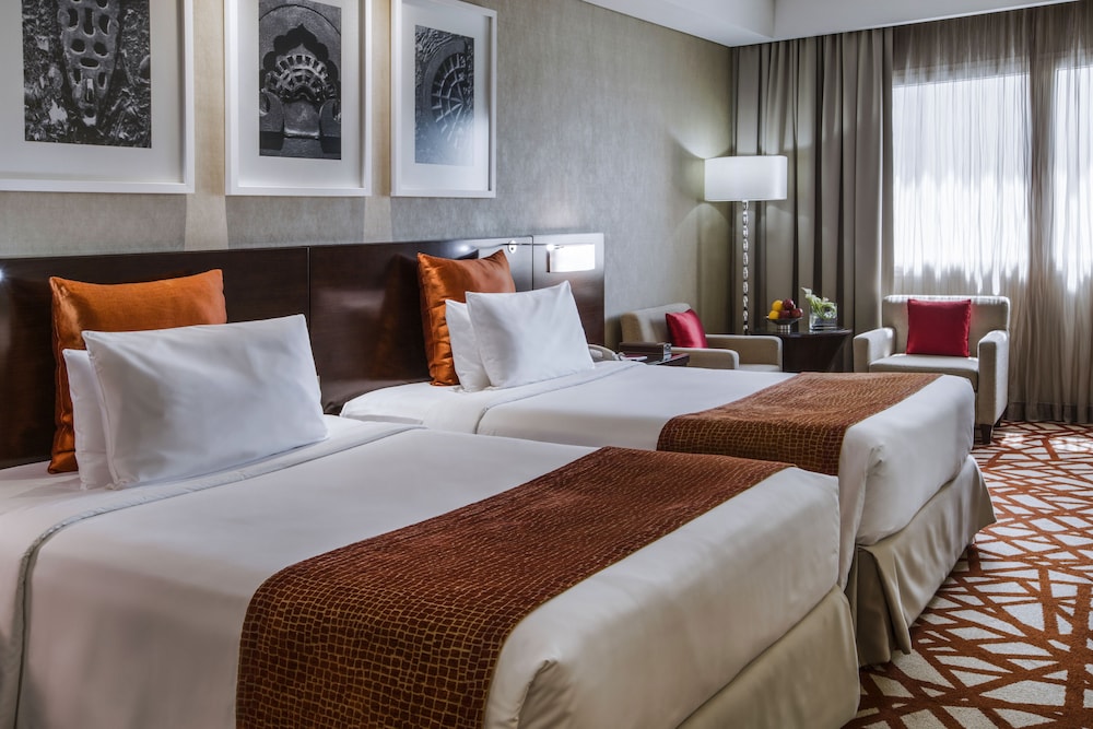 Crowne Plaza Dubai Deira by IHG — Hotel rooms in Dubai