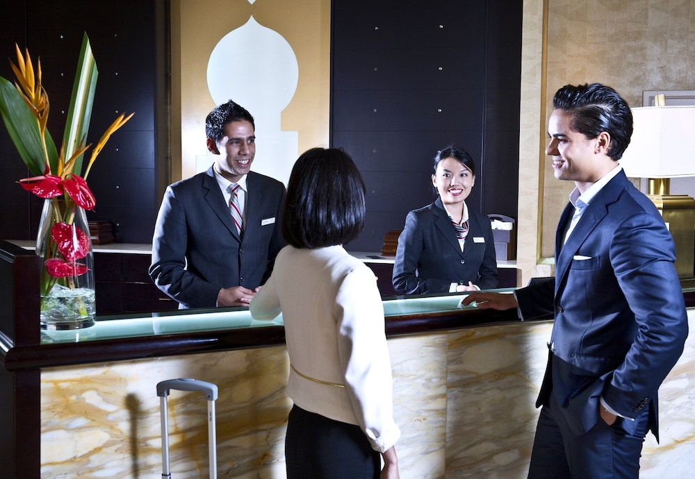 Crowne Plaza Dubai Deira by IHG — Hotel building in Dubai