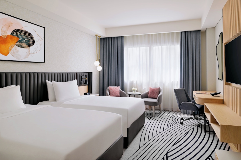 Crowne Plaza Dubai Deira by IHG — Hotel rooms in Dubai