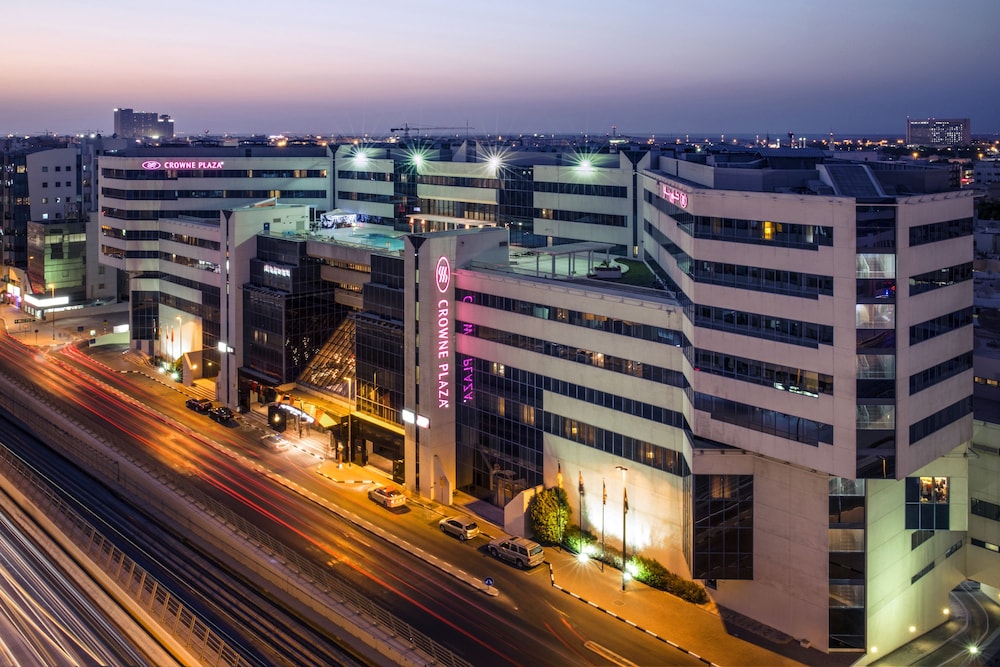 Crowne Plaza Dubai Deira by IHG — Hotel building in Dubai