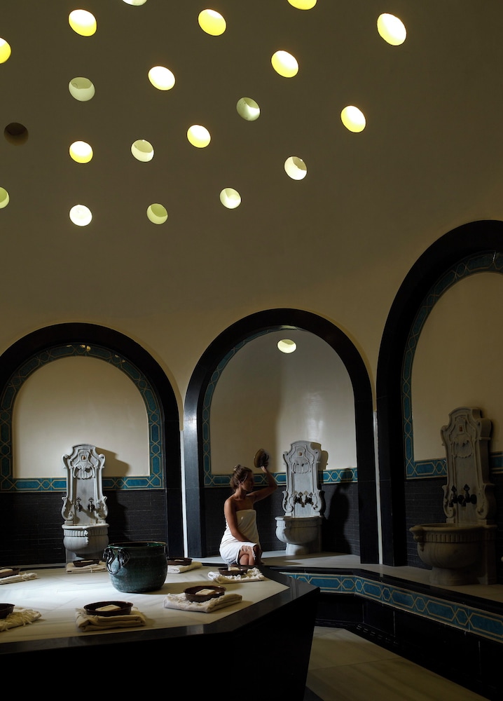 Divan Istanbul — Spa in Istanbul, Istanbul