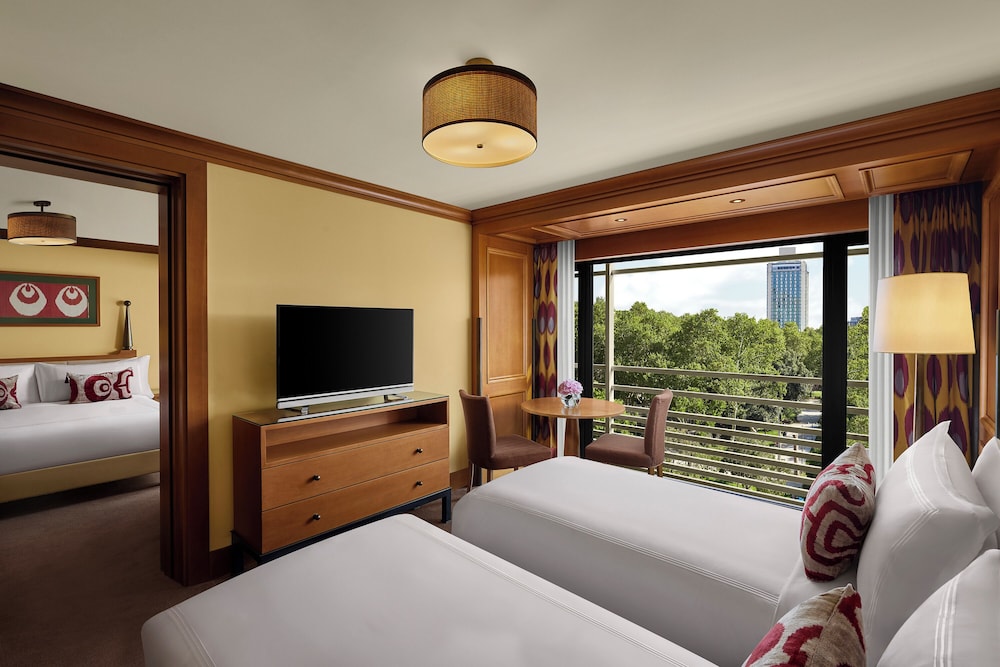 Divan Istanbul — Hotel rooms in Istanbul, Istanbul
