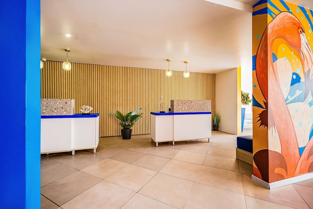 TRYP by Wyndham Aruba Adults Only Hotel — Hotel building in Noord, Aruba