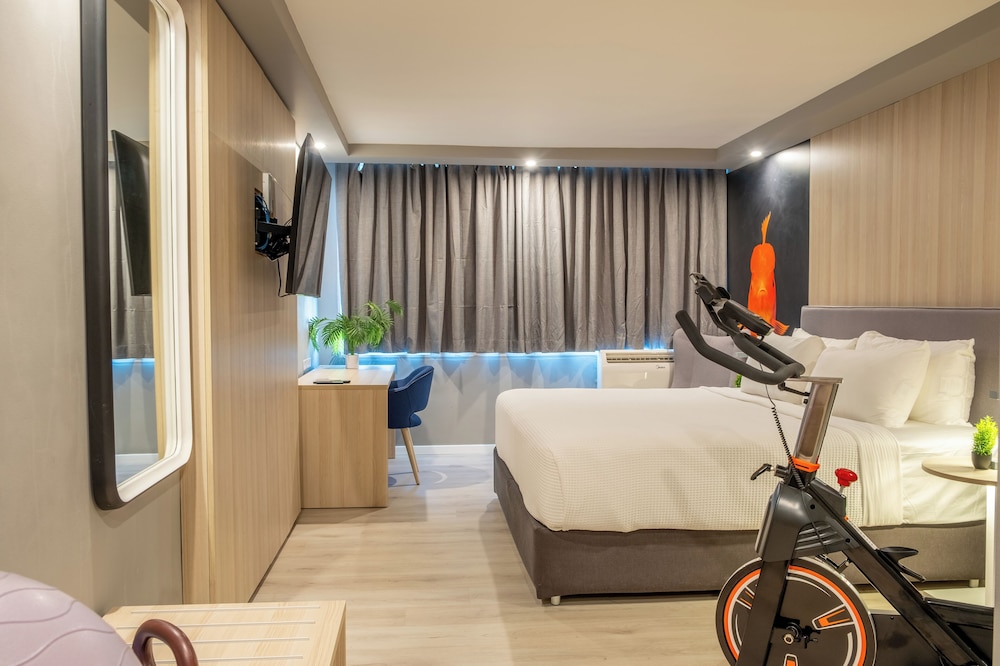 TRYP by Wyndham Aruba Adults Only Hotel — Hotel rooms in Noord, Aruba