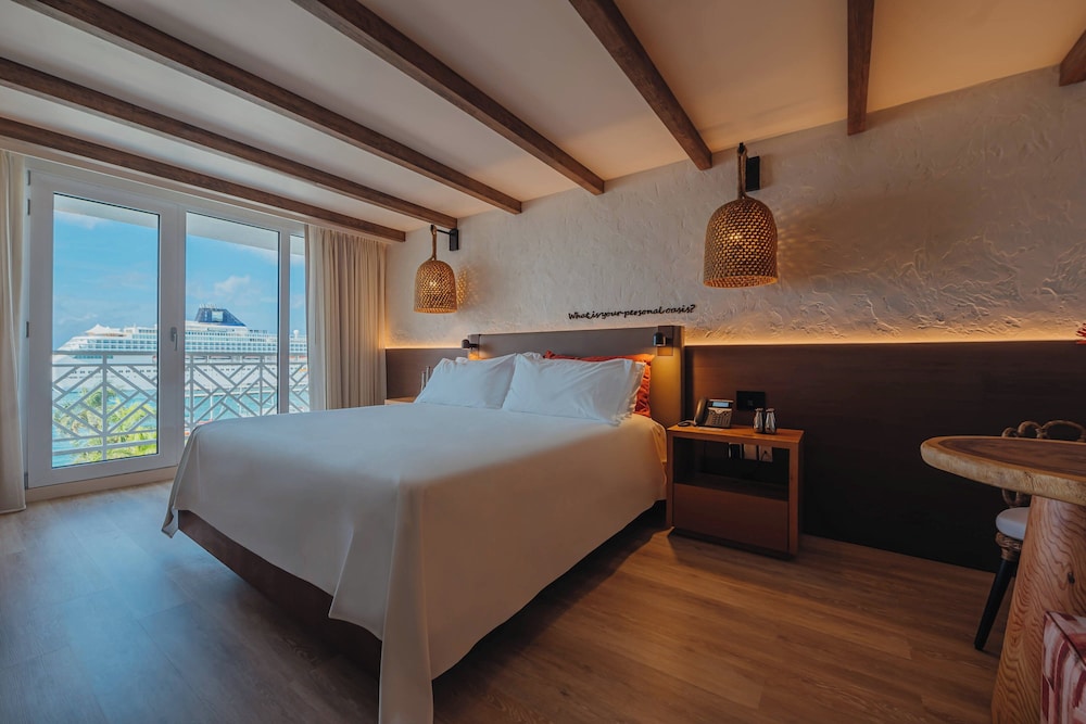 Renaissance Wind Creek Aruba Resort — Hotel rooms in Oranjestad, Aruba