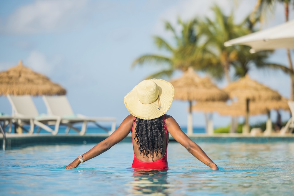 Renaissance Wind Creek Aruba Resort — Swimming pool in Oranjestad, Aruba