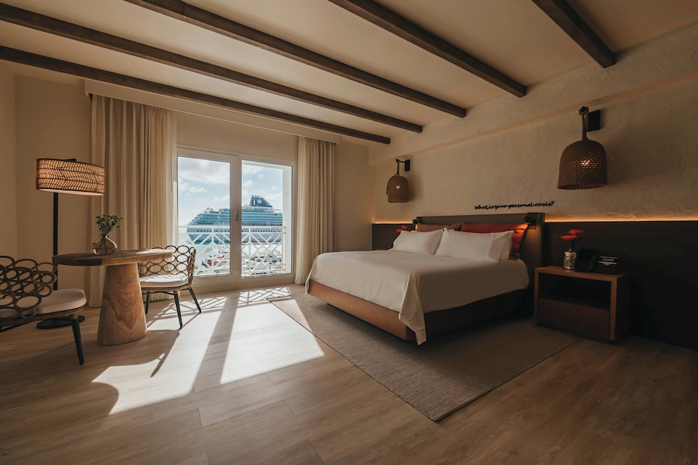 Renaissance Wind Creek Aruba Resort — Hotel rooms in Oranjestad, Aruba