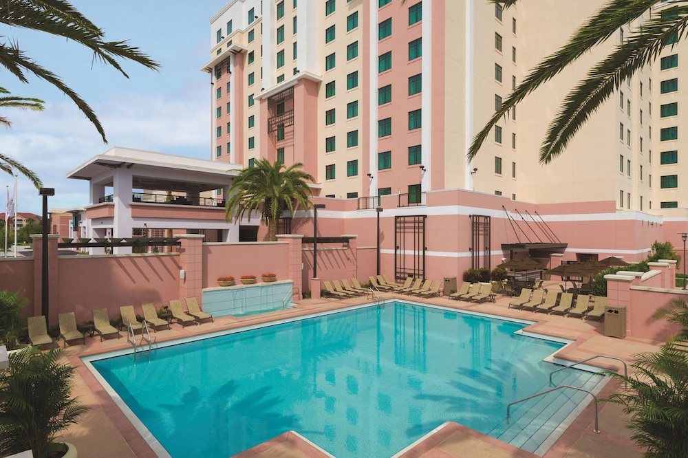Embassy Suites by Hilton Orlando Lake Buena Vista South — Swimming pool in Kissimmee, Florida