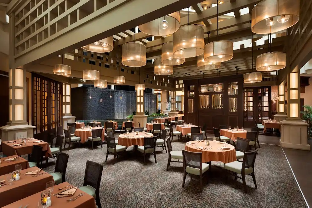 Embassy Suites by Hilton Orlando Lake Buena Vista South — Restaurant & bars in Kissimmee, Florida
