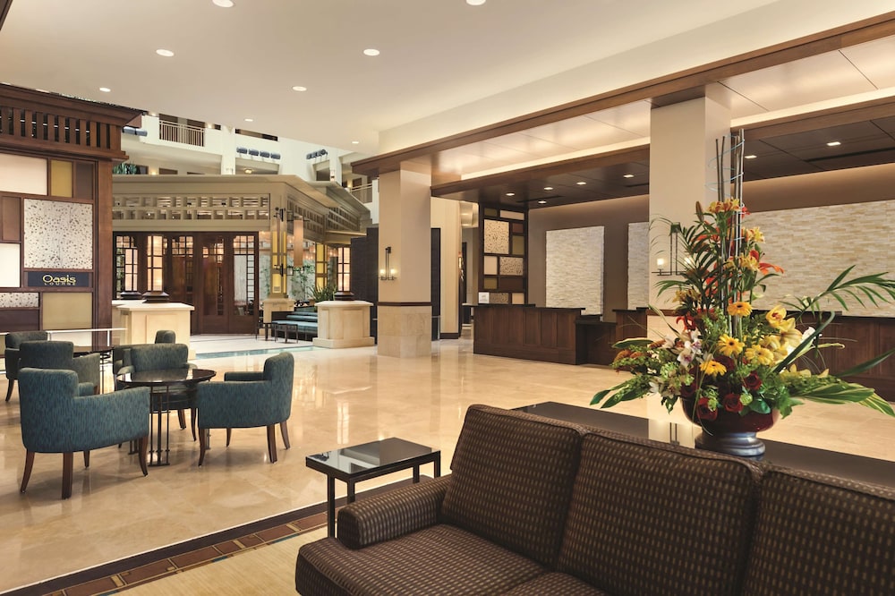 Embassy Suites by Hilton Orlando Lake Buena Vista South — Hotel building in Kissimmee, Florida