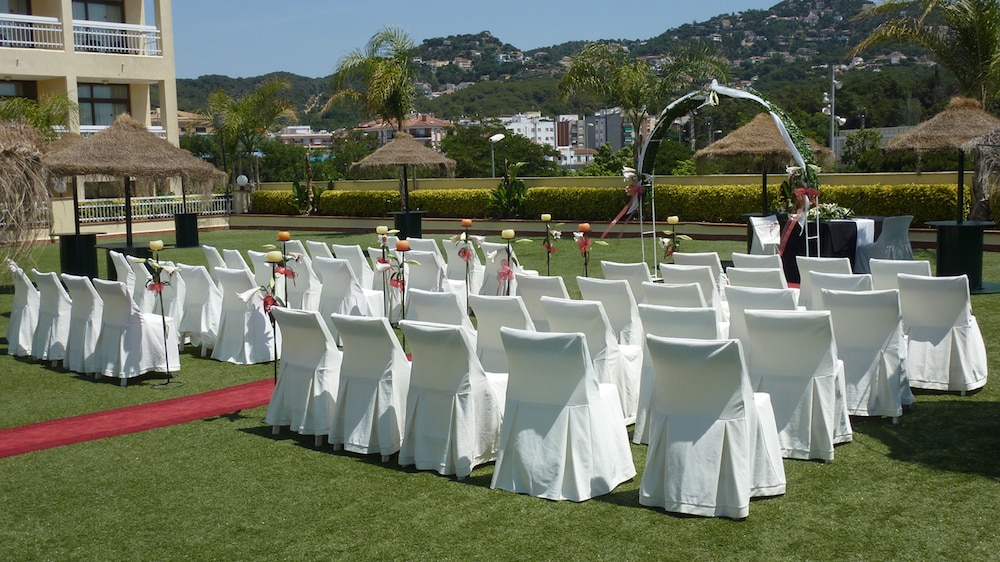 Evenia Olympic Garden — Sports & recreation in Lloret de Mar, Catalonia