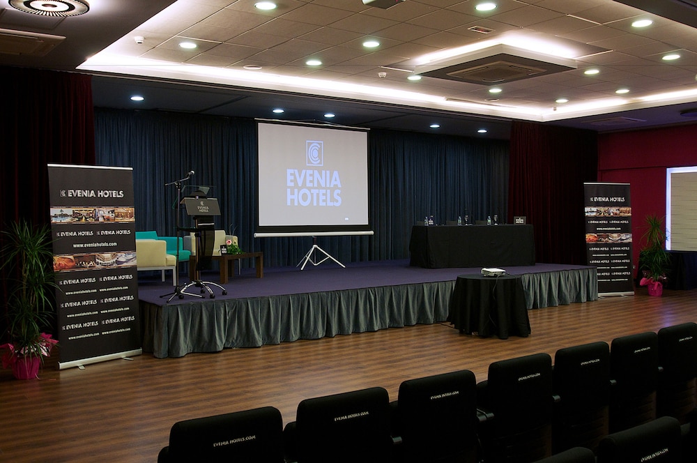 Evenia Olympic Garden — Hotel building in Lloret de Mar, Catalonia