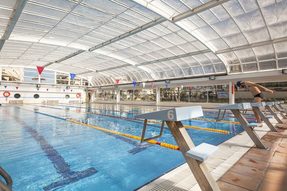 Evenia Olympic Garden — Swimming pool in Lloret de Mar, Catalonia