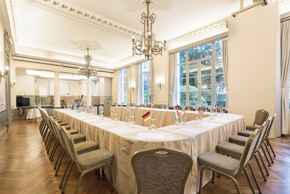 Hotel Navarra Brugge — Restaurant & bars in Bruges, Flanders