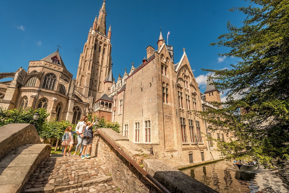 Hotel Navarra Brugge — Attractions in the area in Bruges, Flanders