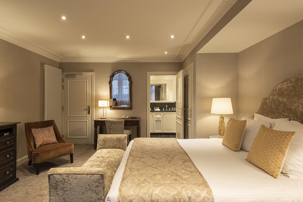 Dukes’ Palace Residence – by Dukes’ Hotel Collection — Hotel rooms in Bruges, Flanders