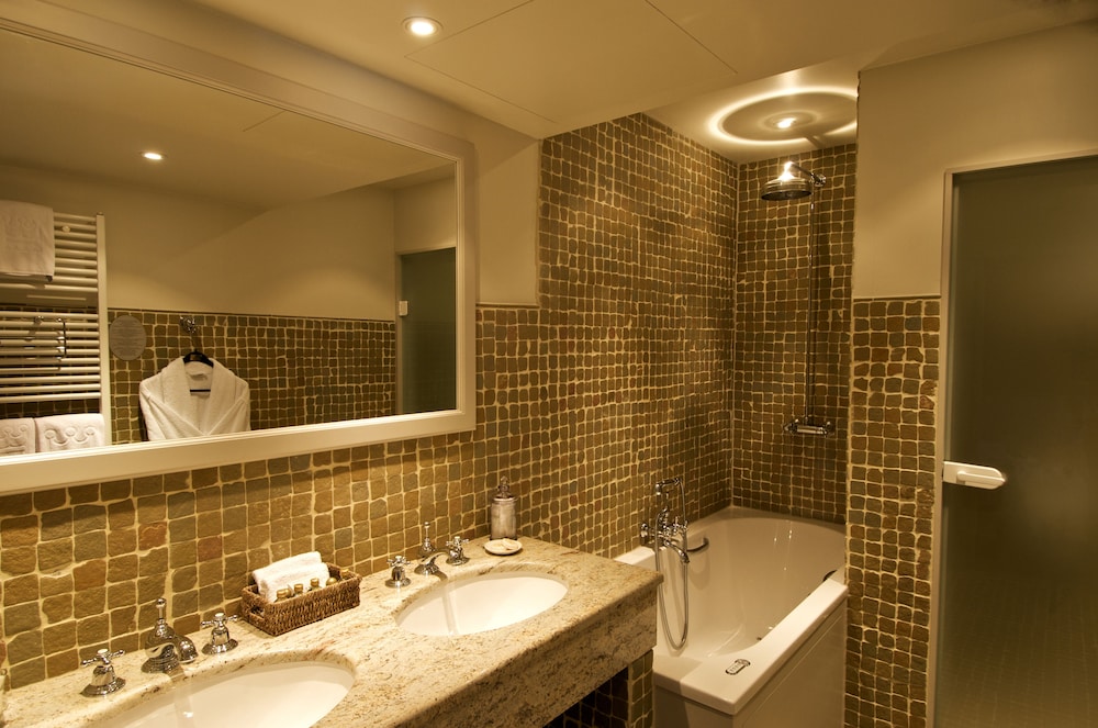 Dukes’ Palace Residence – by Dukes’ Hotel Collection — Hotel rooms in Bruges, Flanders