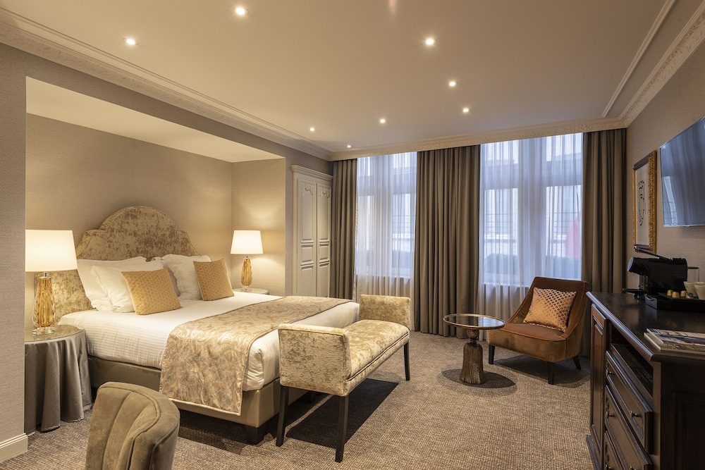 Dukes’ Palace Residence – by Dukes’ Hotel Collection — Hotel rooms in Bruges, Flanders