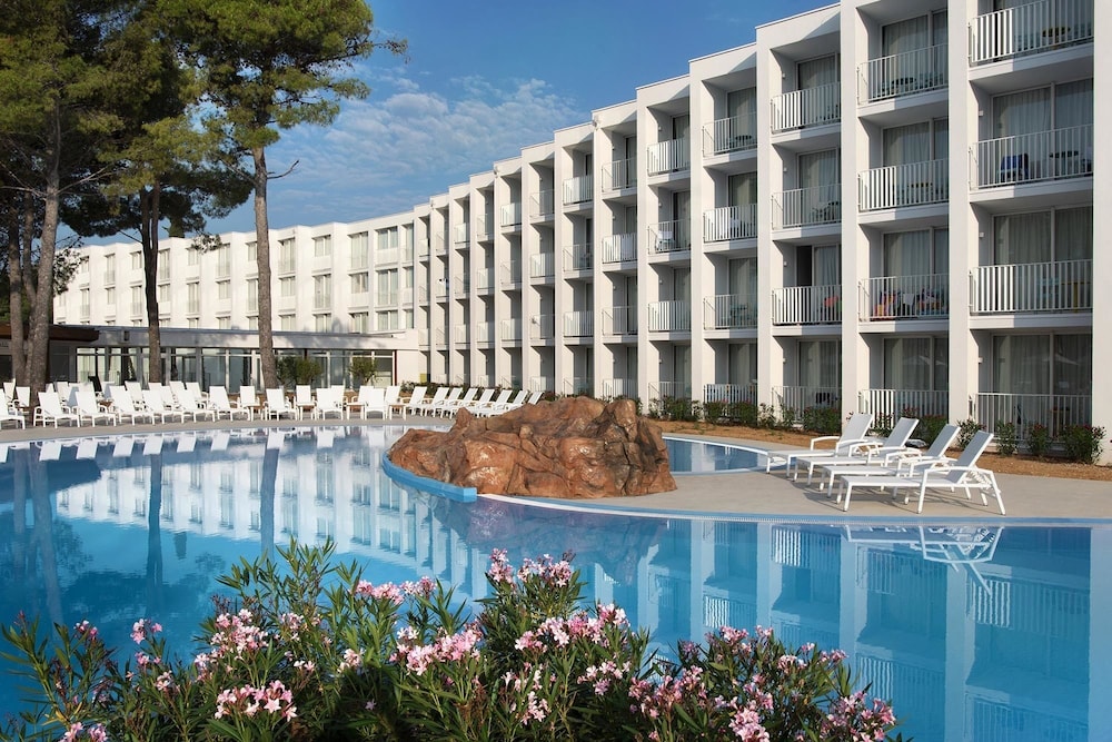 Amadria Park Family Hotel Jakov — Swimming pool in Šibenik, Šibenik-Knin
