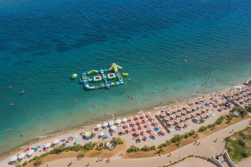 Amadria Park Family Hotel Jakov — Beach in Šibenik, Šibenik-Knin