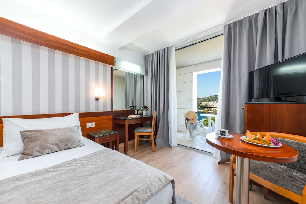 Hotel Uvala — Hotel rooms in Dubrovnik, Dubrovnik-Neretva