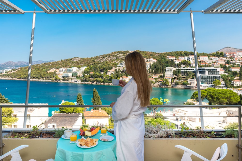Hotel Uvala — Hotel rooms in Dubrovnik, Dubrovnik-Neretva