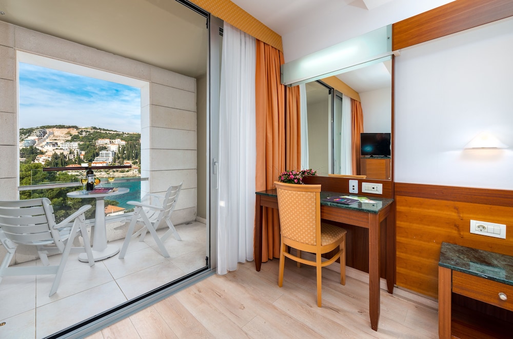 Hotel Uvala — Hotel rooms in Dubrovnik, Dubrovnik-Neretva