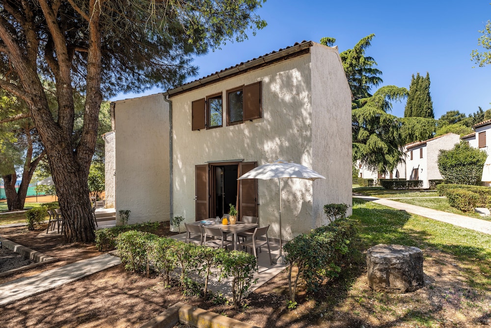 Maistra Select Villas Rubin Resort — Hotel building in Rovinj, Istria