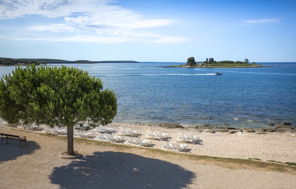 Maistra Select Villas Rubin Resort — Beach in Rovinj, Istria