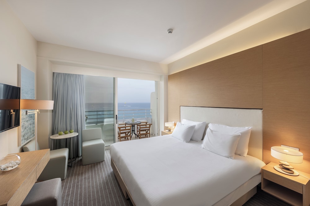 Capo Bay Hotel — Rooms in Protaras, Famagusta Region