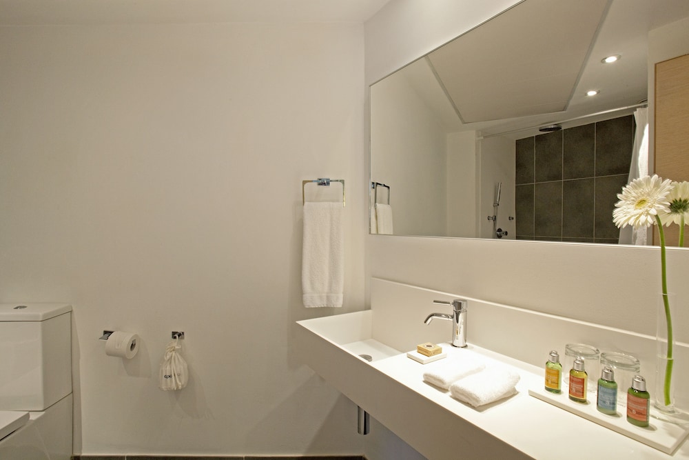 Capo Bay Hotel — Rooms in Protaras, Famagusta Region